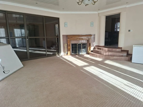 7 Bedroom House