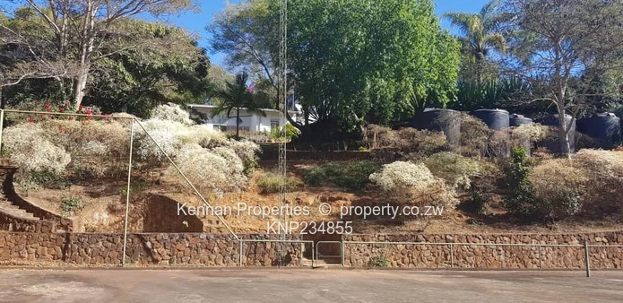 Attractive Home On A Quiet Close With Views, Pool & Tennis Court