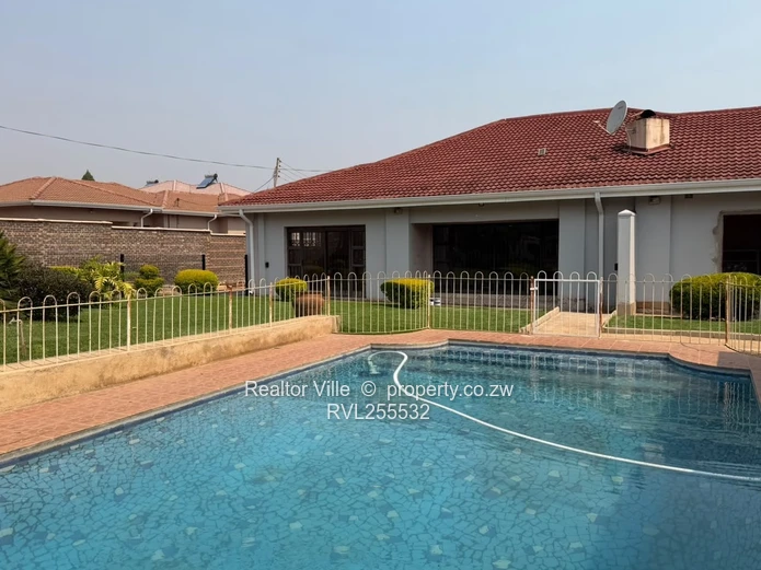 7 Bedroom House for Rent in Borrowdale