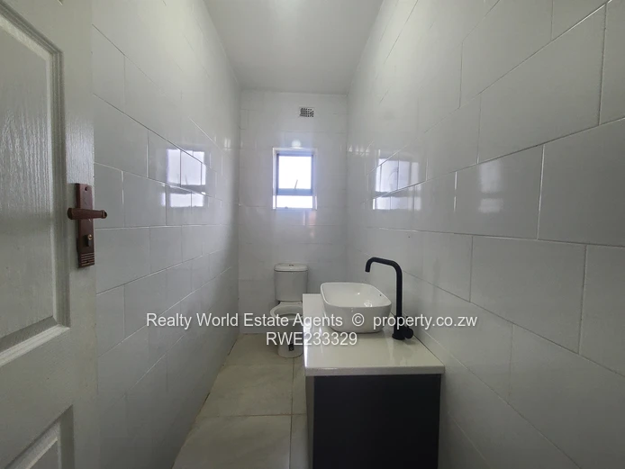 Exceptional 7-Bedroom Home with Agribusiness Potential – Ziko, Chitungwiza (Sole Mandate)