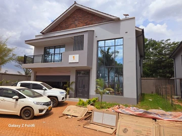 8 Unit Townhouse Complex