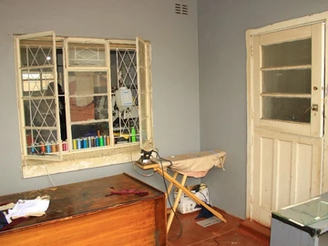 3 Bedroom Flat & Apartment