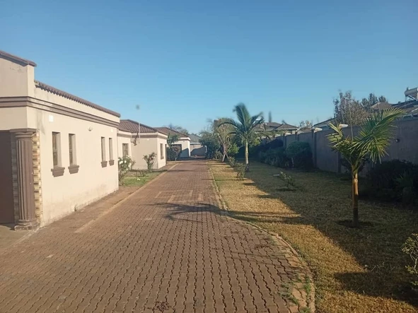 8 Bedroom House
