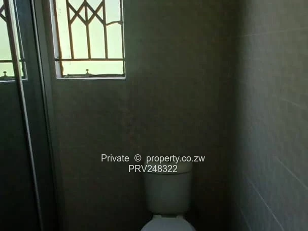 Compact 3-Bedroom Cottage to Rent – Emerald Hill