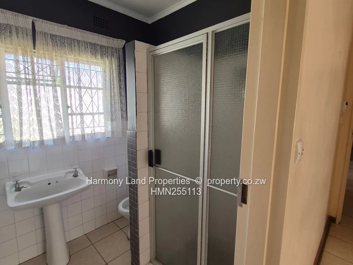 Milton House for Rent- 1500 (Sole Mandate)