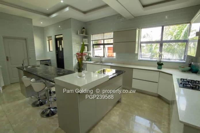 Elegant Family Home In Borrowdale Brooke