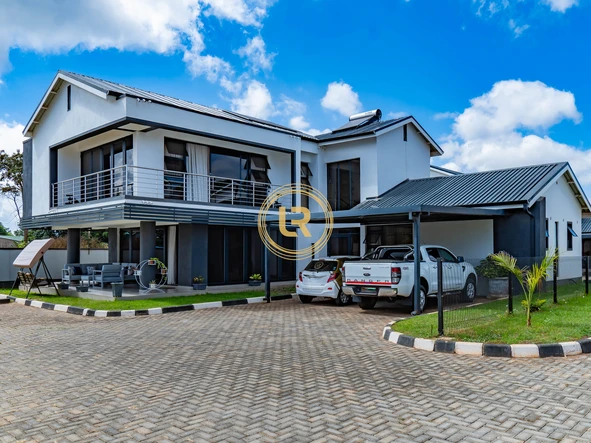 4 Bedroom Townhouse Complex