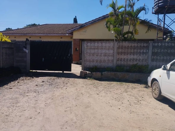 4-Bedroom Home in Houghton Park For Sale 