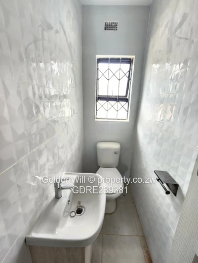 Adelaide park Ruwa house to rent 