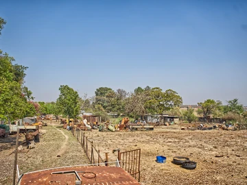 Commercial & Industrial Land