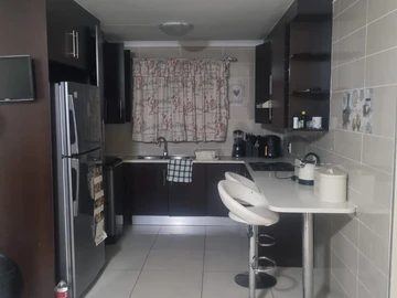 3 Bedroom Flat & Apartment