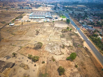 Commercial & Industrial Land