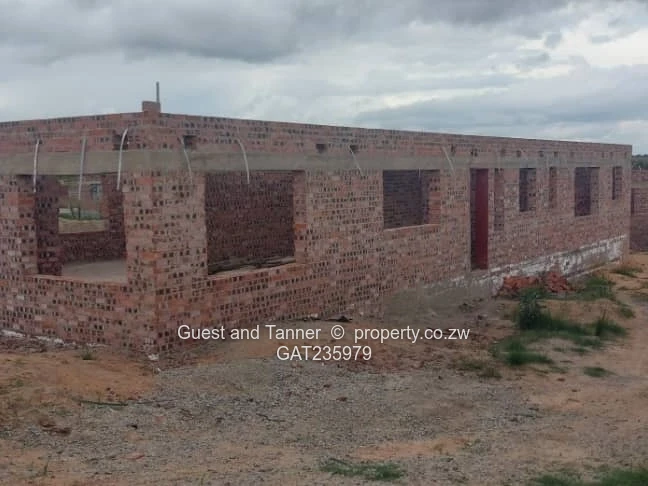 Incomplete 3-Bedroom House for Sale in Donnybrook Goshen City – Prime Location Near Zimre Park