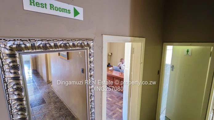 Commercial property in highlands 
