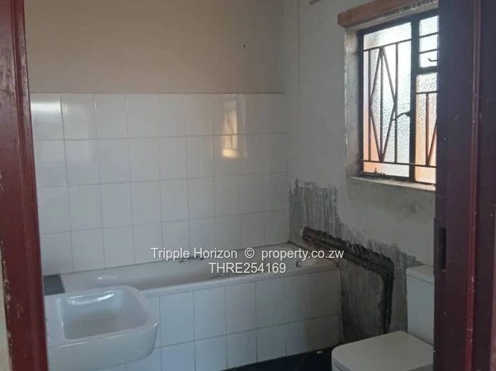 Damofalls phase 4 house for sale with deeds 