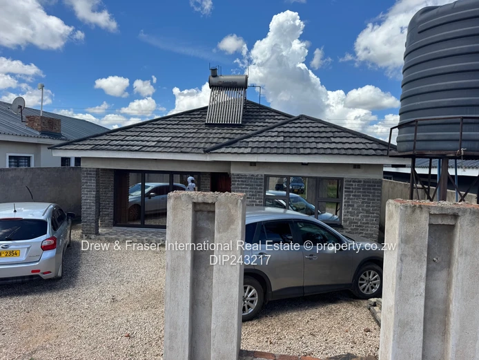 Budiriro Cabs 5 beds house for sale $65k