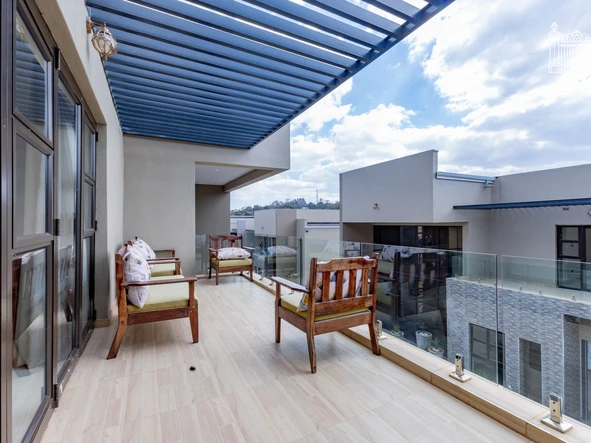5 Unit Townhouse Complex