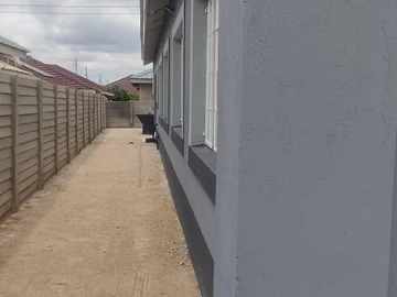 2 Bedroom Garden Flat