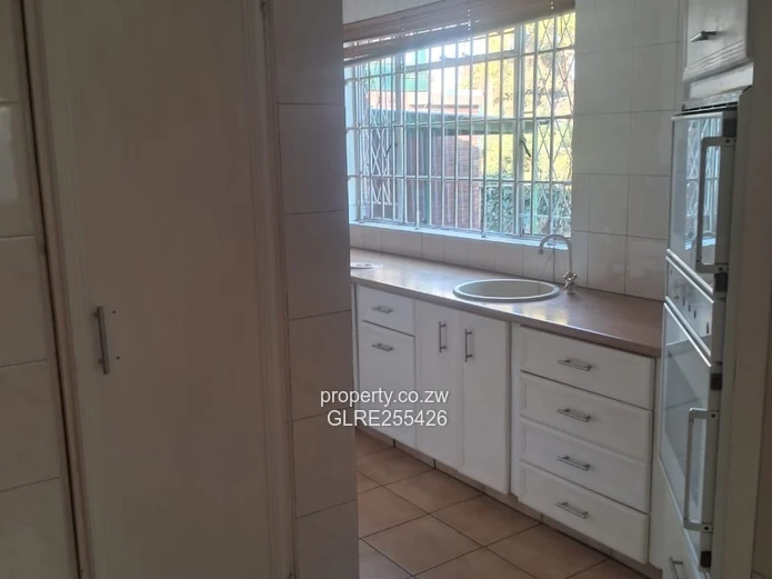 Mount Pleasant, Harare North: 6-Bed, 5-Bath Home