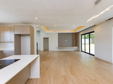 5 Unit Townhouse Complex