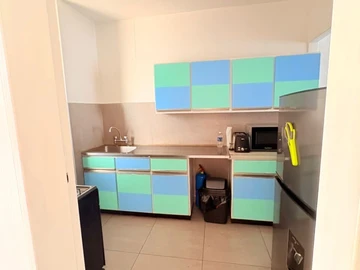2 Bedroom Flat & Apartment
