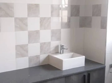 3 Bedroom Flat & Apartment