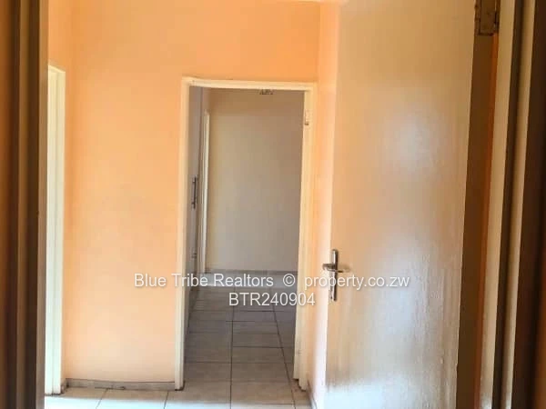 House for sale in Waterfalls 