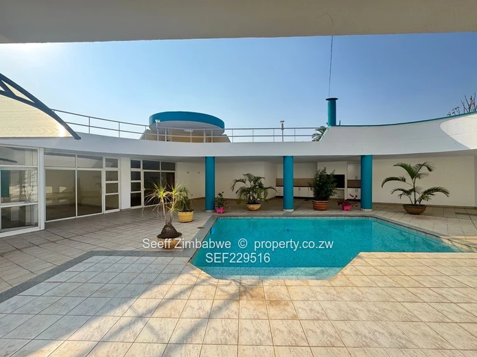 Executive Living or a Prime Commercial Opportunity in Mt Pleasant 