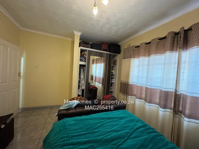 3-Bedroom House For Sale – Bloomingdale