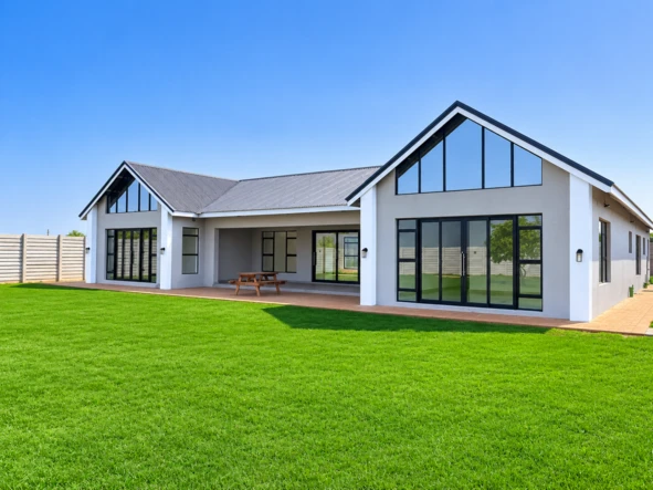 5 Bedroom House