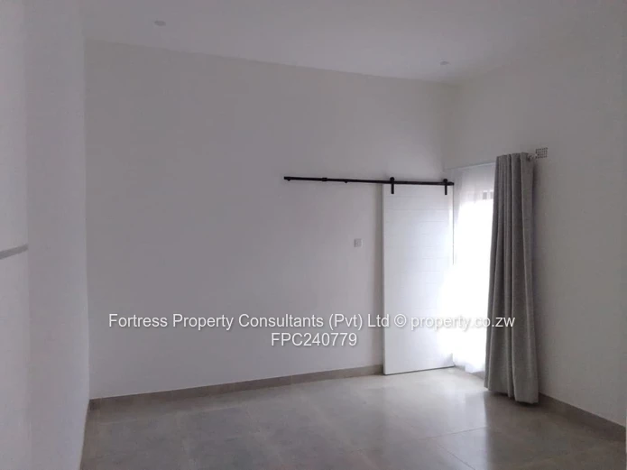 New Property-Perfect Lock & go