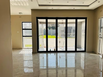 3 Bedroom Garden Flat