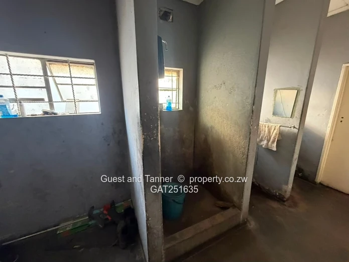 Chitungwiza Industrial Property For Sale