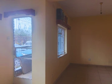 3 Bedroom Flat & Apartment