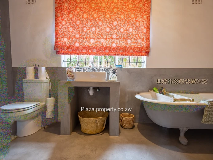 Prime Property with Dual Purpose Potential!