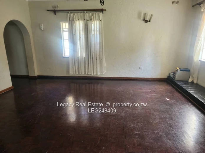 Elegant 4-Bedroom House To Let In Bluffhill