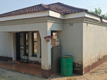 2 Bedroom House