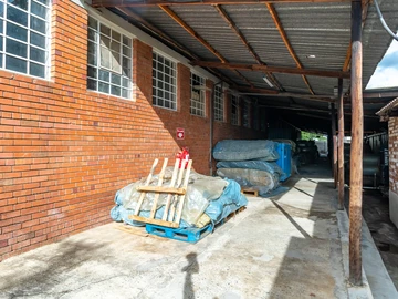 Warehouse & Factory