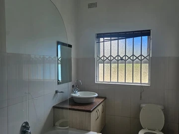 3 Bedroom Garden Flat