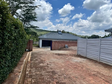 3 Bedroom Flat & Apartment