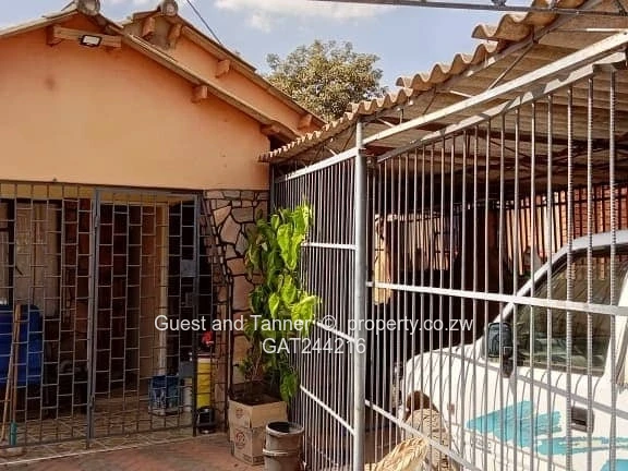 5 Bedroomed House for Sale in Tynwald South