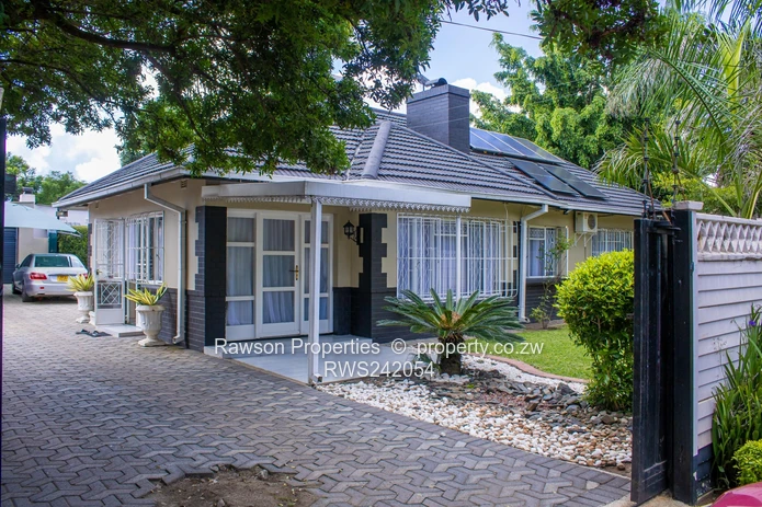 Lavish home in a beautiful suburb