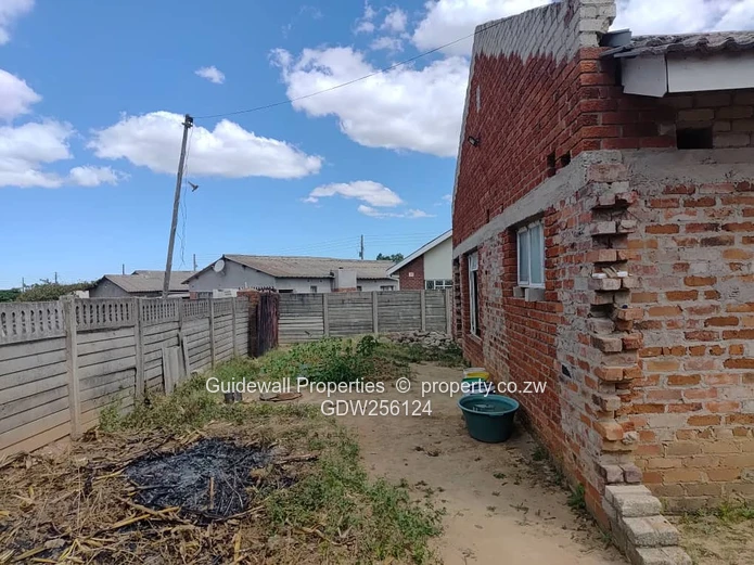 6 bed house for sale in Ruwa, partially complete.   