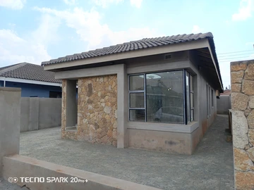 2 Unit Townhouse Complex