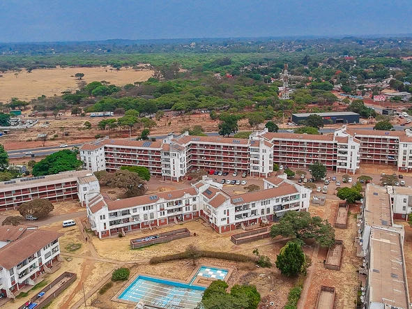 2 Bedroom Flat & Apartment