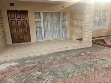 2 Bedroom Garden Flat