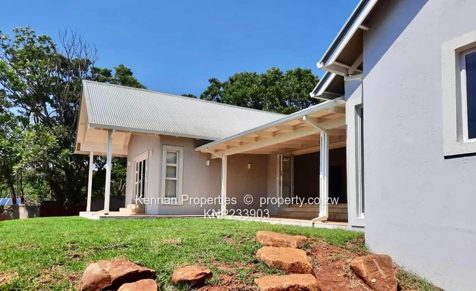 Modern New Build With Great Garden Space & Parking - Well Worth A Visit