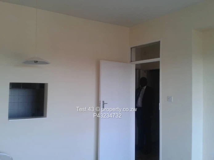 Sixth floor Chinamano Heights Apartment for rent
