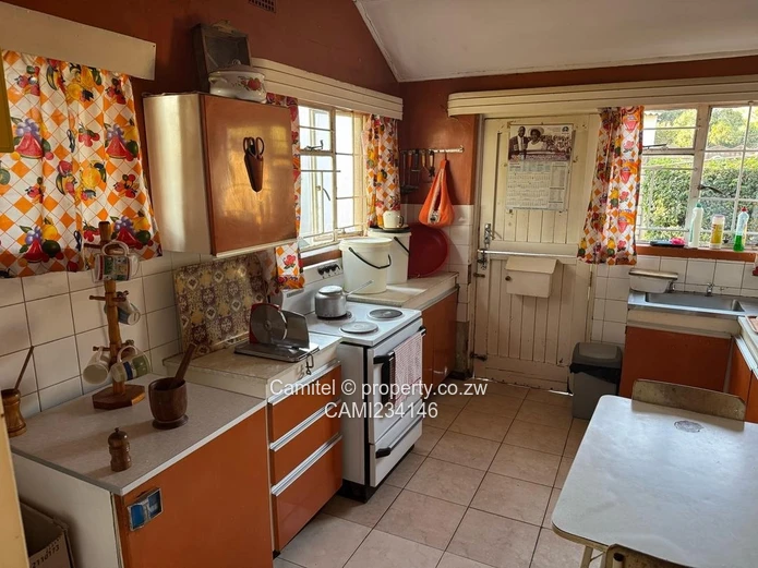 Mabelreign sitting on 925sqm with clean title deed 