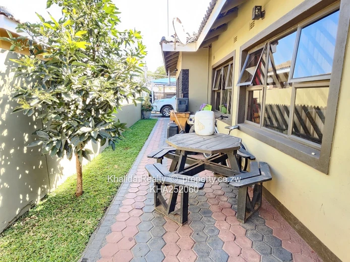 Madokero House For Sale